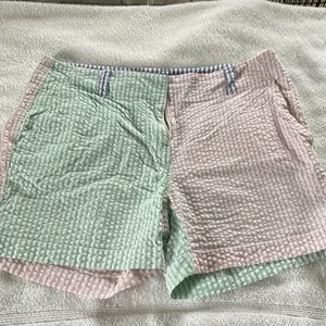 Vineyard Vines shorts